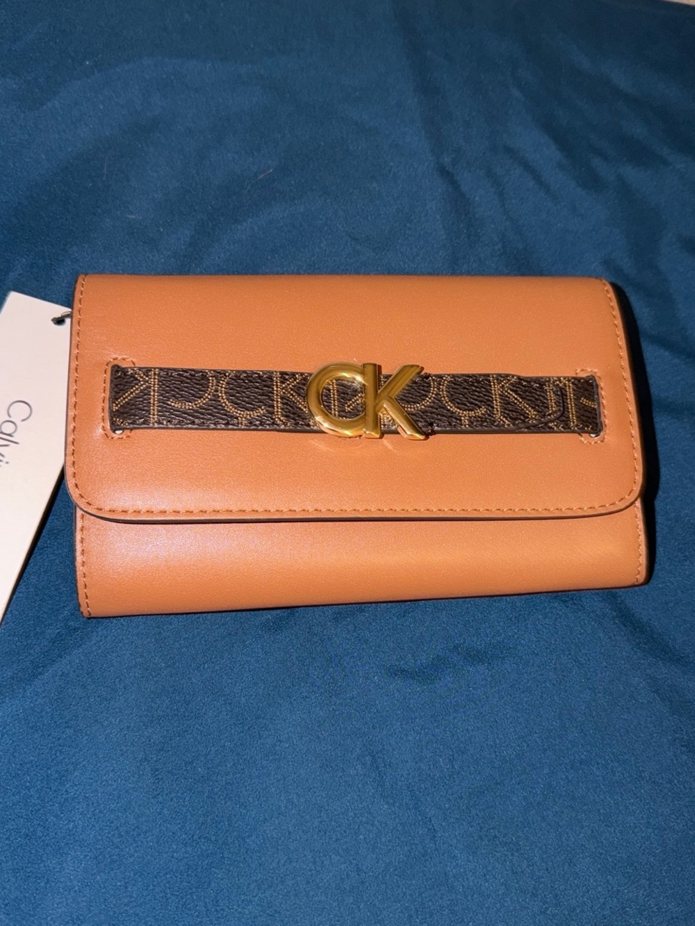 Calvin Klein Tan and Brown Logo-Trim Clasp Wallet
